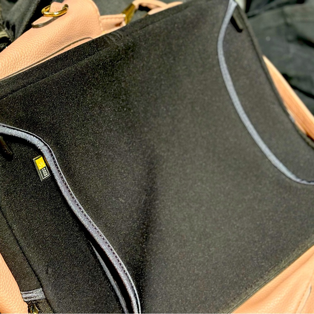 Case Logic Tablet Case